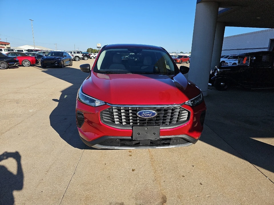 2026 Ford Escape - Image 3 of 21