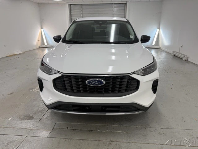 2026 Ford Escape - Image 2 of 12