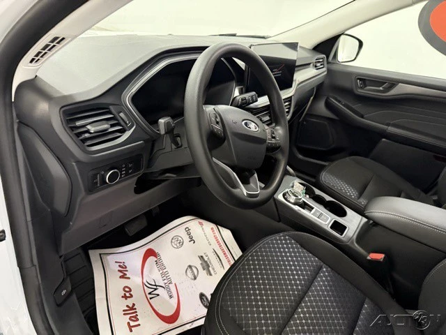 2026 Ford Escape - Image 11 of 12