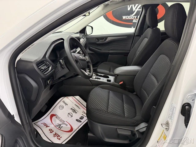 2026 Ford Escape - Image 9 of 12