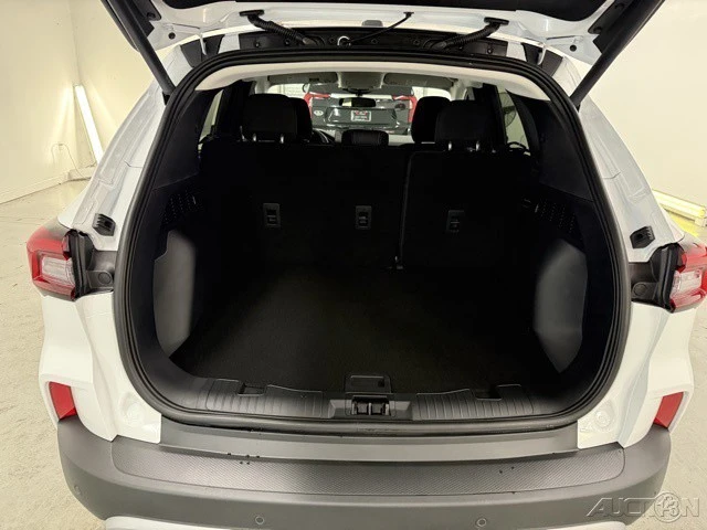 2026 Ford Escape - Image 7 of 12