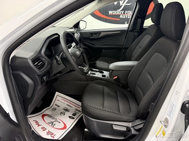 2026 Ford Escape - Image 9 of 12