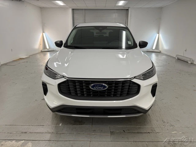2026 Ford Escape - Image 2 of 12