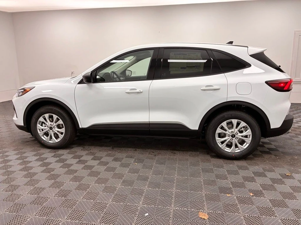 2026 Ford Escape - Image 11 of 12