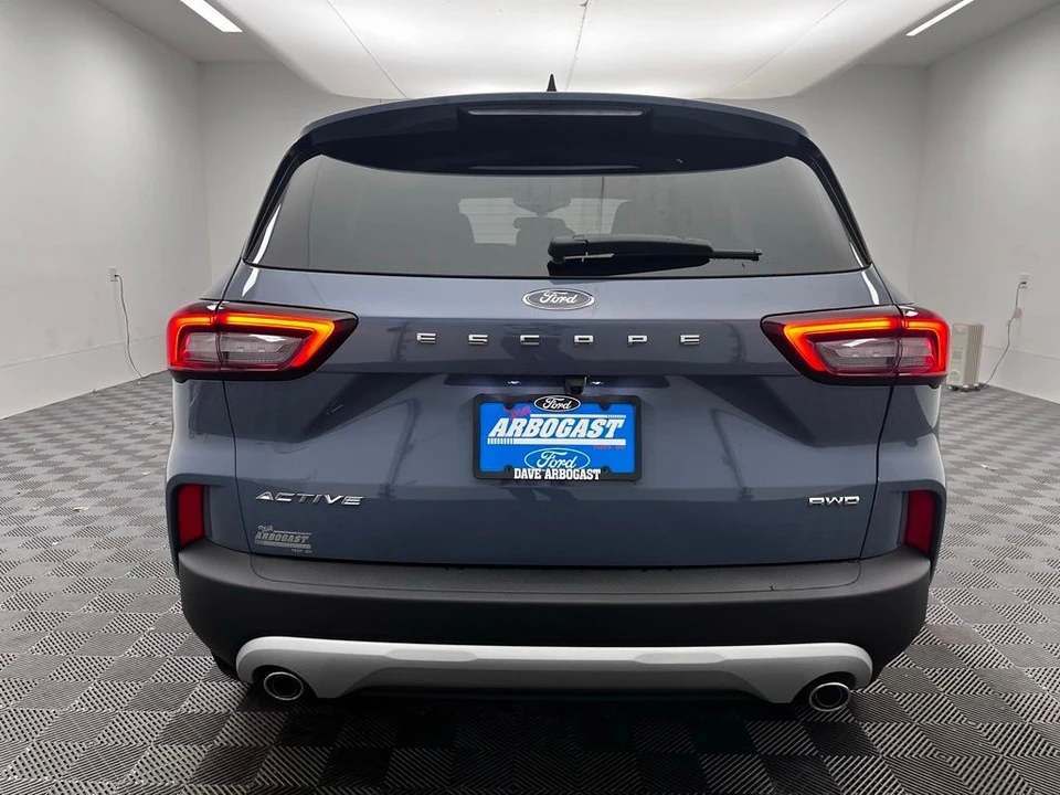 2026 Ford Escape - Image 9 of 12