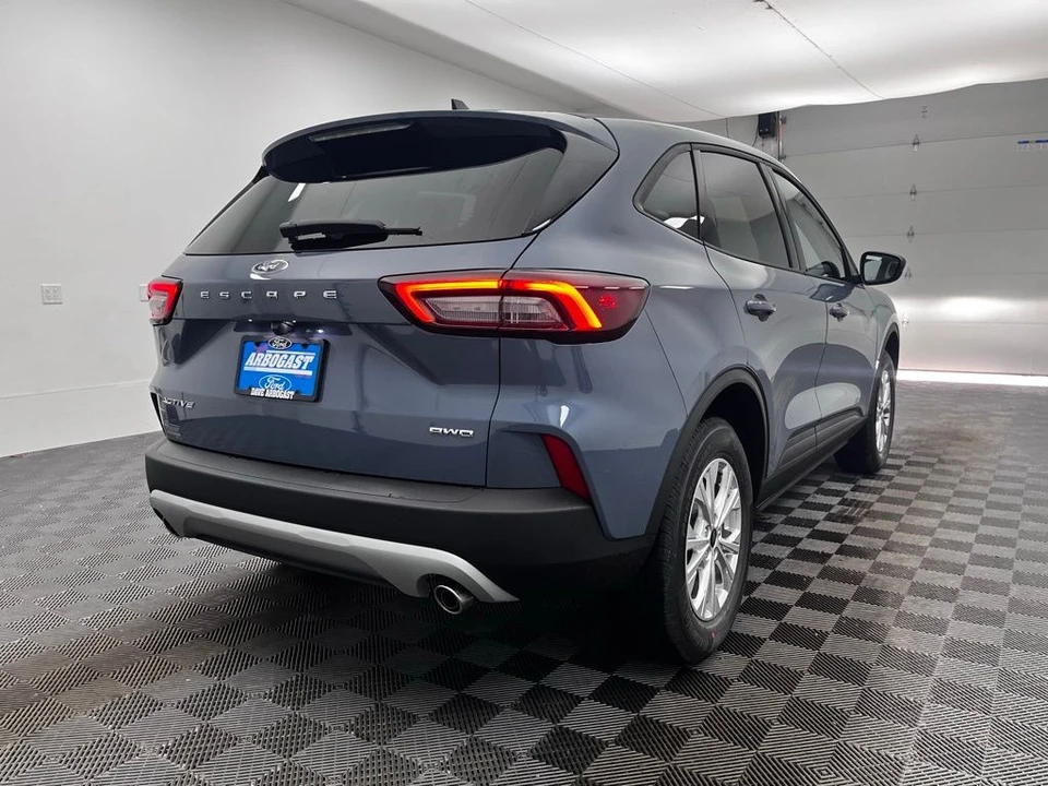 2026 Ford Escape - Image 8 of 12