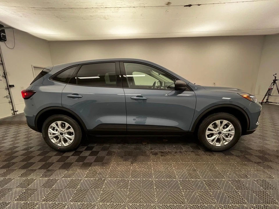 2026 Ford Escape - Image 7 of 12