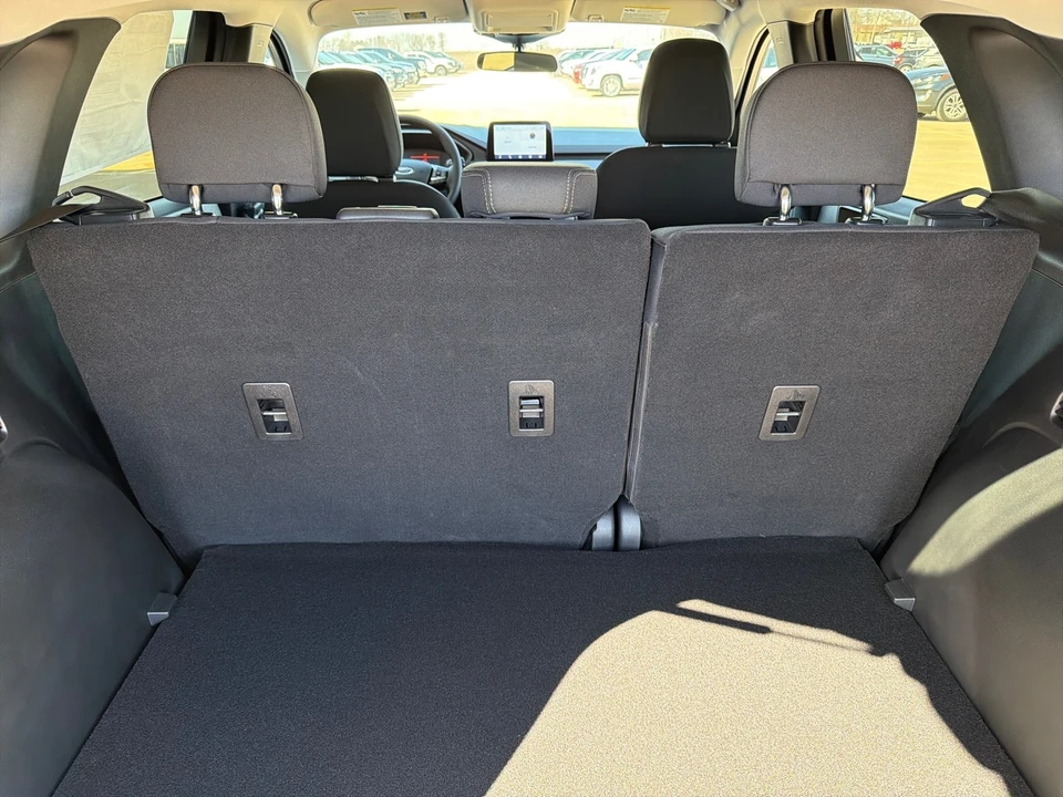 2026 Ford Escape - Image 14 of 21