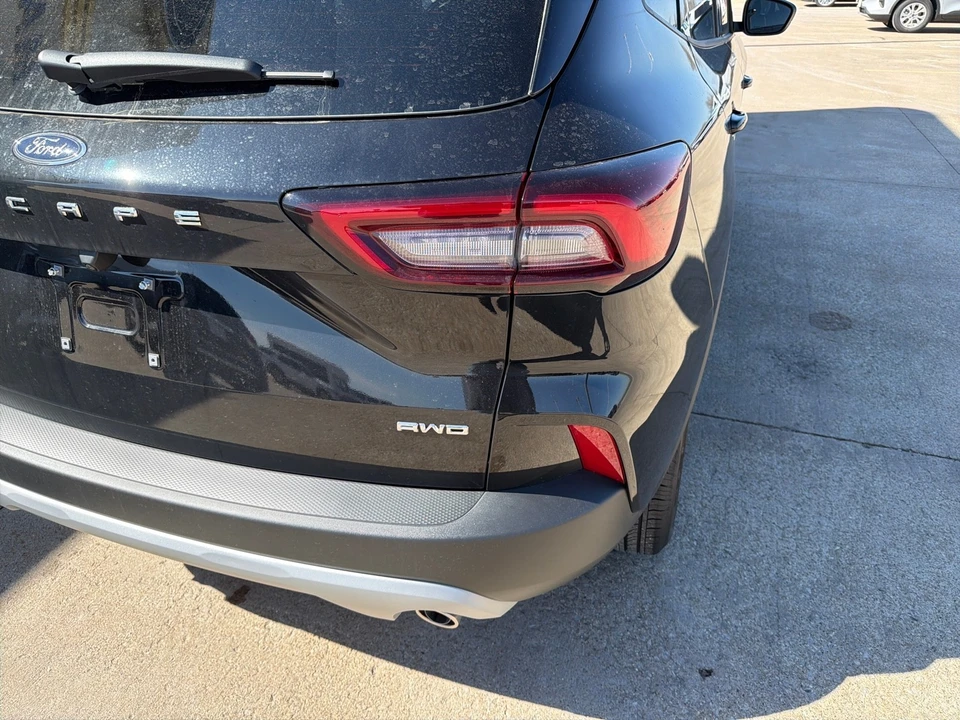 2026 Ford Escape - Image 12 of 21