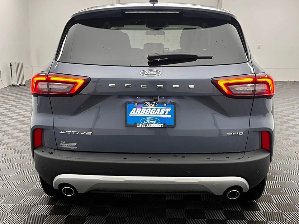 2026 Ford Escape - Image 9 of 12