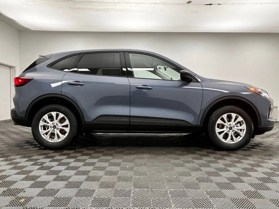 2026 Ford Escape - Image 7 of 12