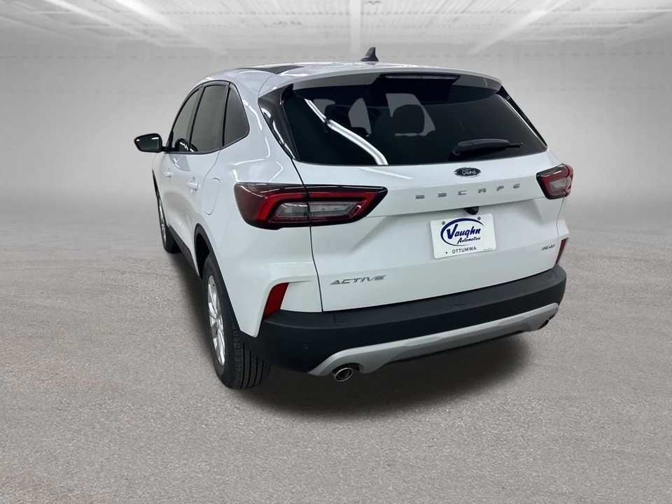 2026 Ford Escape - Image 8 of 12