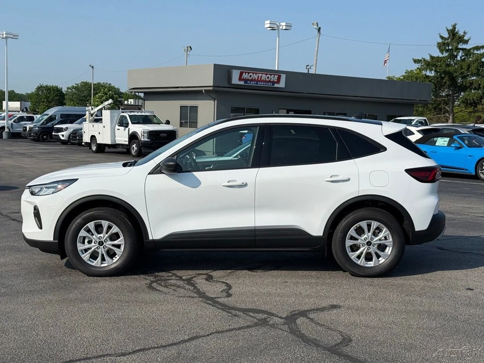 2026 Ford Escape - Image 2 of 12