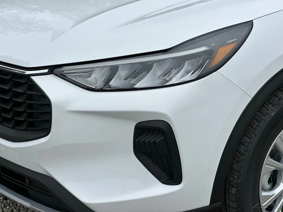 2026 Ford Escape - Image 11 of 12