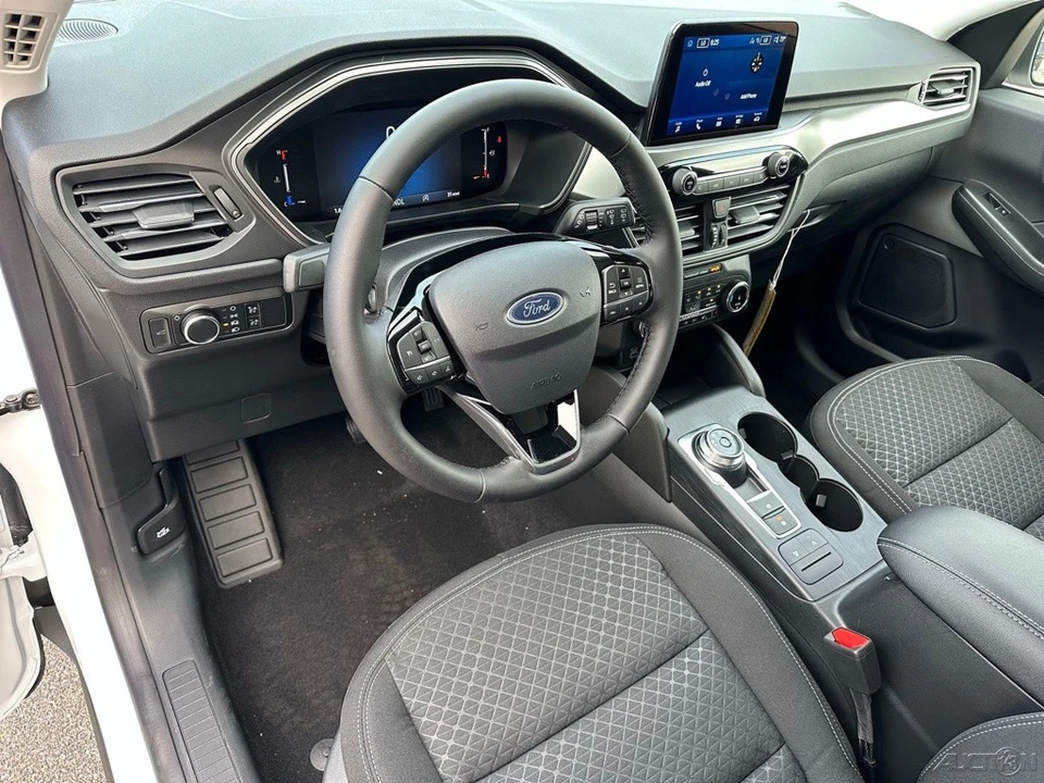2026 Ford Escape - Image 14 of 21