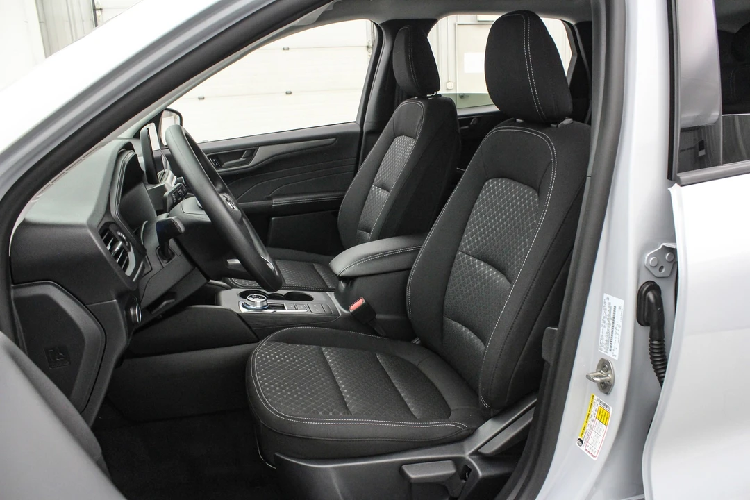 2026 Ford Escape - Image 12 of 21