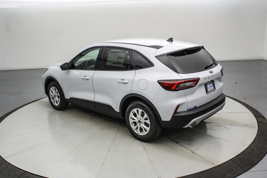 2026 Ford Escape - Image 7 of 21
