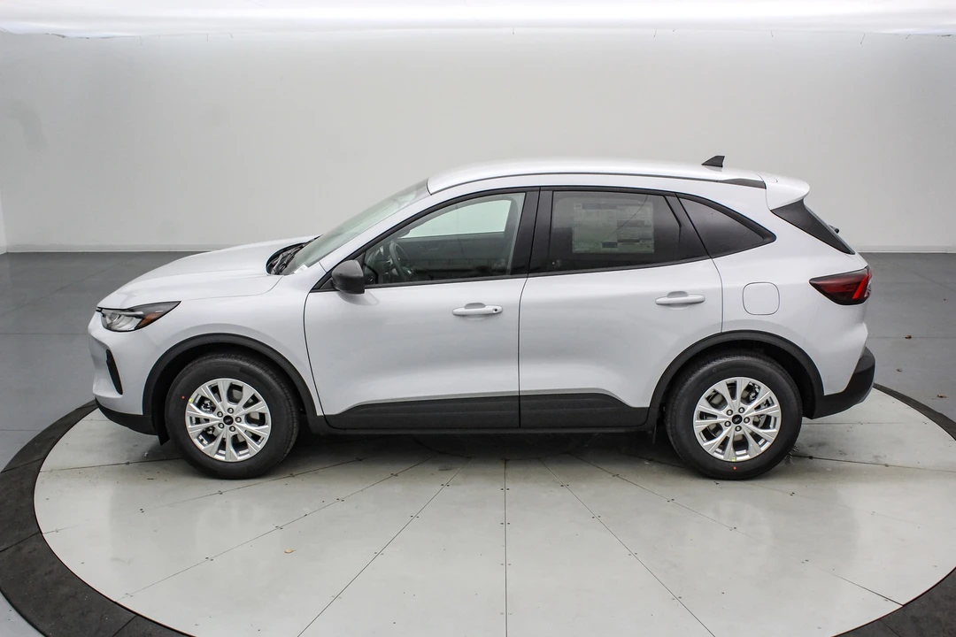 2026 Ford Escape - Image 8 of 21