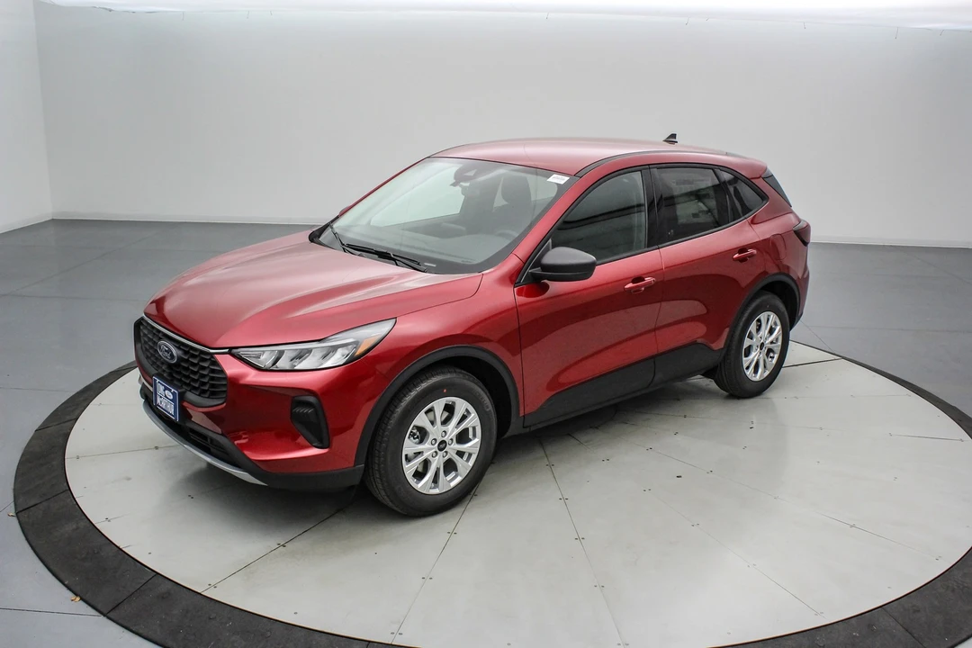 2026 Ford Escape - Image 9 of 21