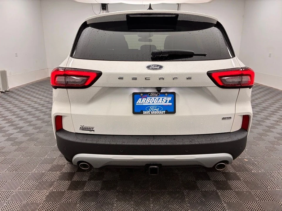 2026 Ford Escape - Image 8 of 12