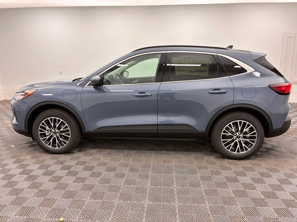 2026 Ford Escape - Image 12 of 12