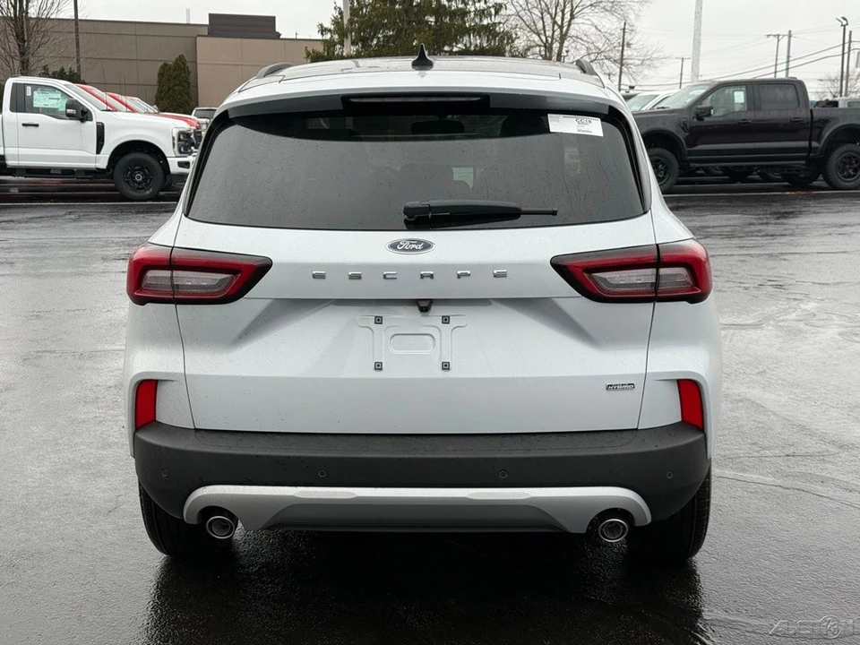 2026 Ford Escape - Image 5 of 21