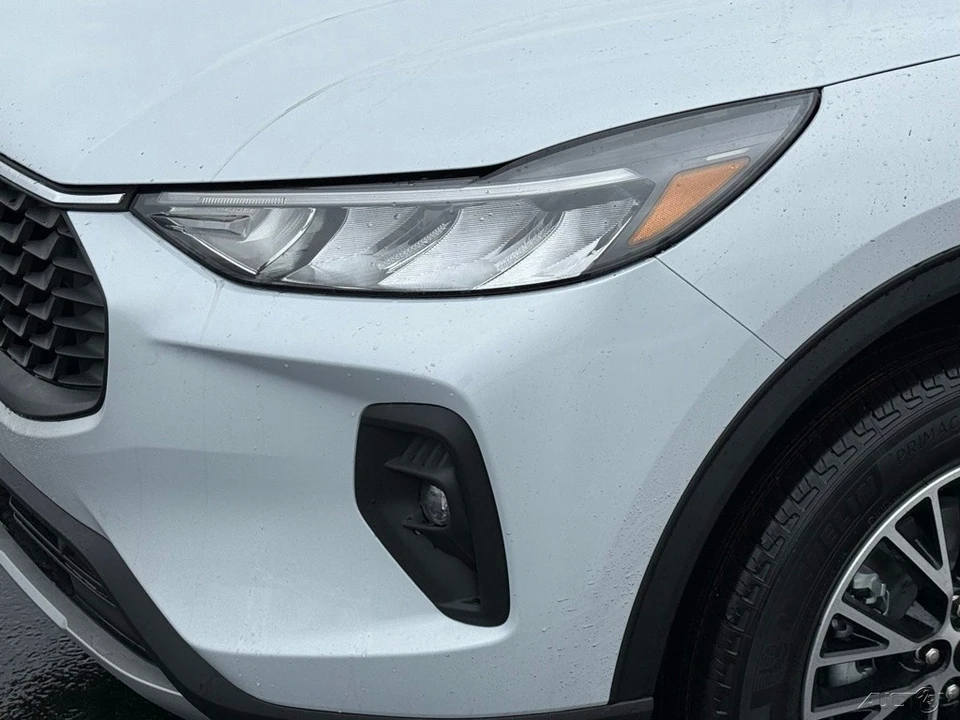 2026 Ford Escape - Image 11 of 21