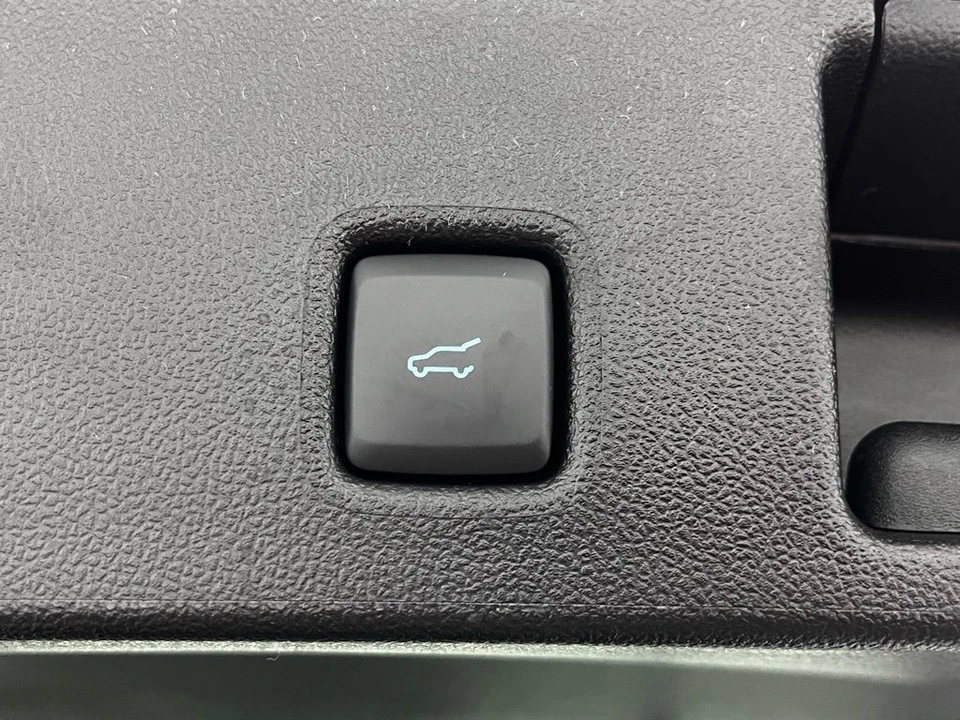 2026 Ford Escape - Image 9 of 12