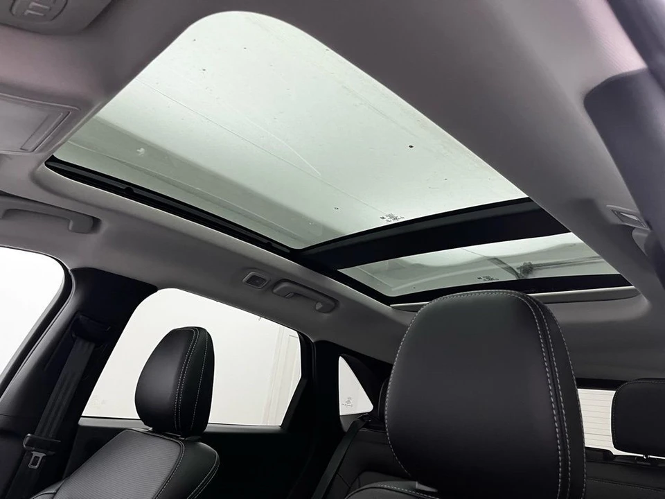 2026 Ford Escape - Image 3 of 12