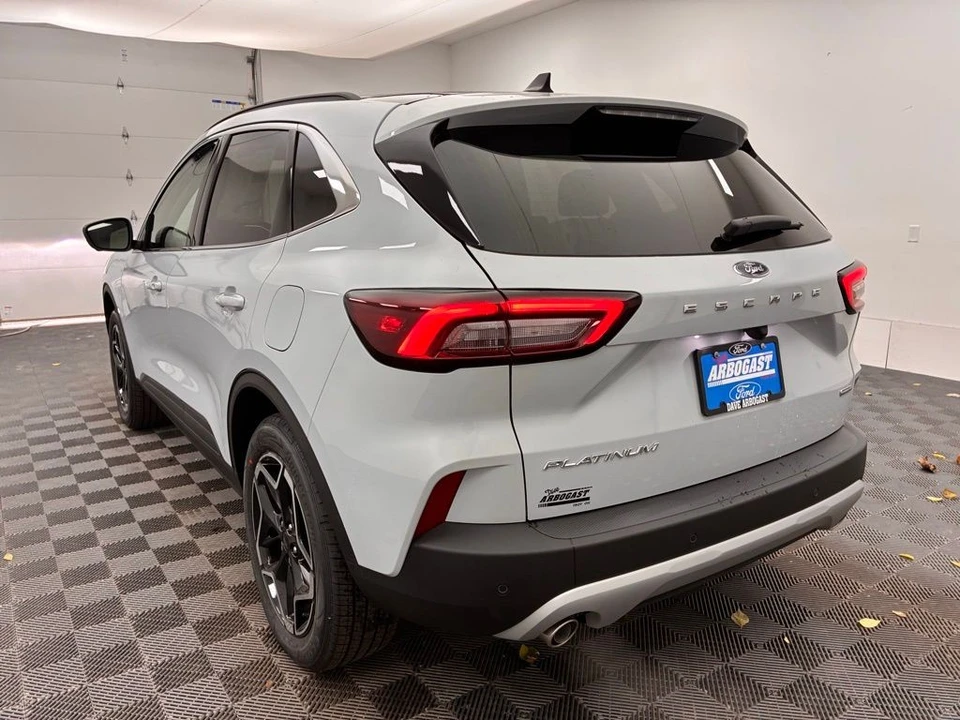 2026 Ford Escape - Image 11 of 12