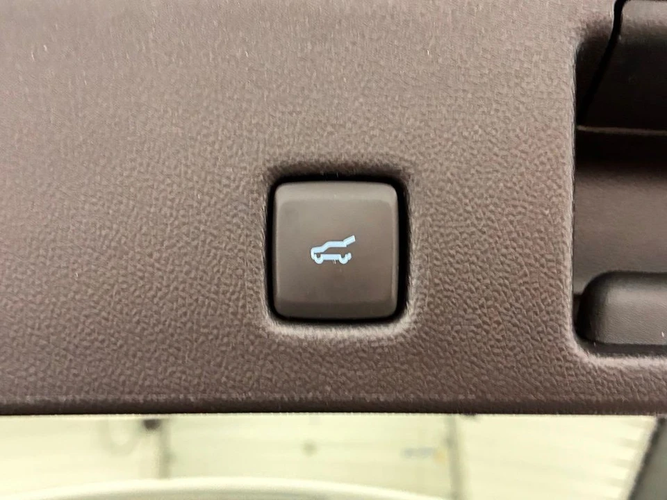 2026 Ford Escape - Image 10 of 12