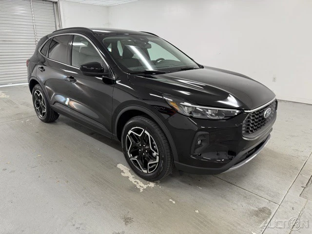 2026 Ford Escape - Image 3 of 12