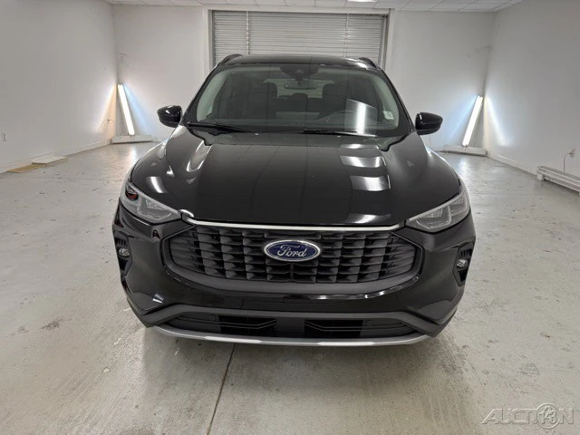 2026 Ford Escape - Image 2 of 12
