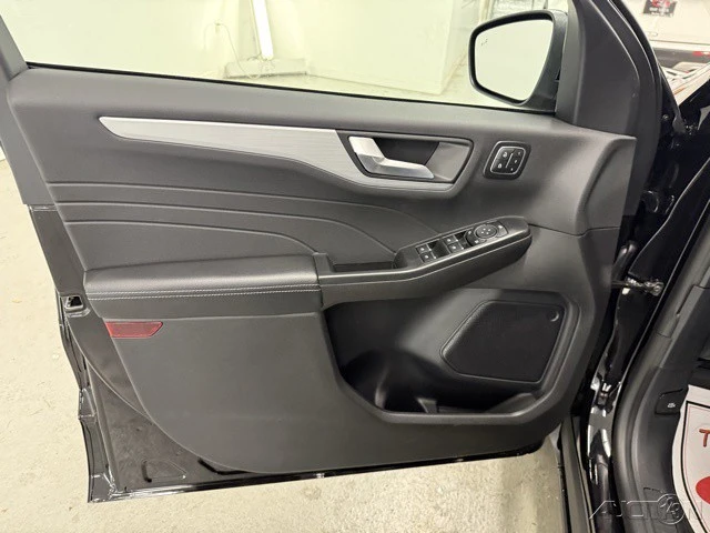 2026 Ford Escape - Image 12 of 12