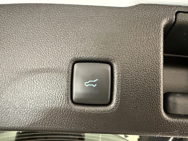 2026 Ford Escape - Image 8 of 12