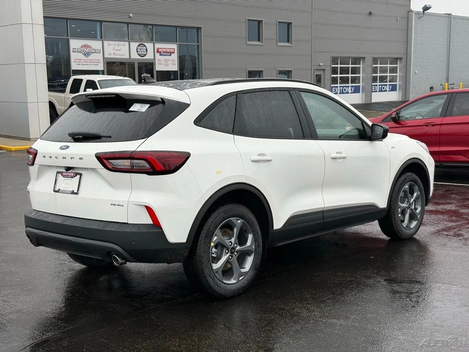 2026 Ford Escape - Image 6 of 12