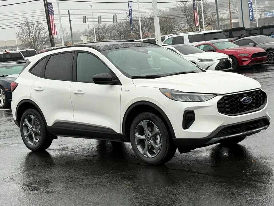 2026 Ford Escape - Image 9 of 12