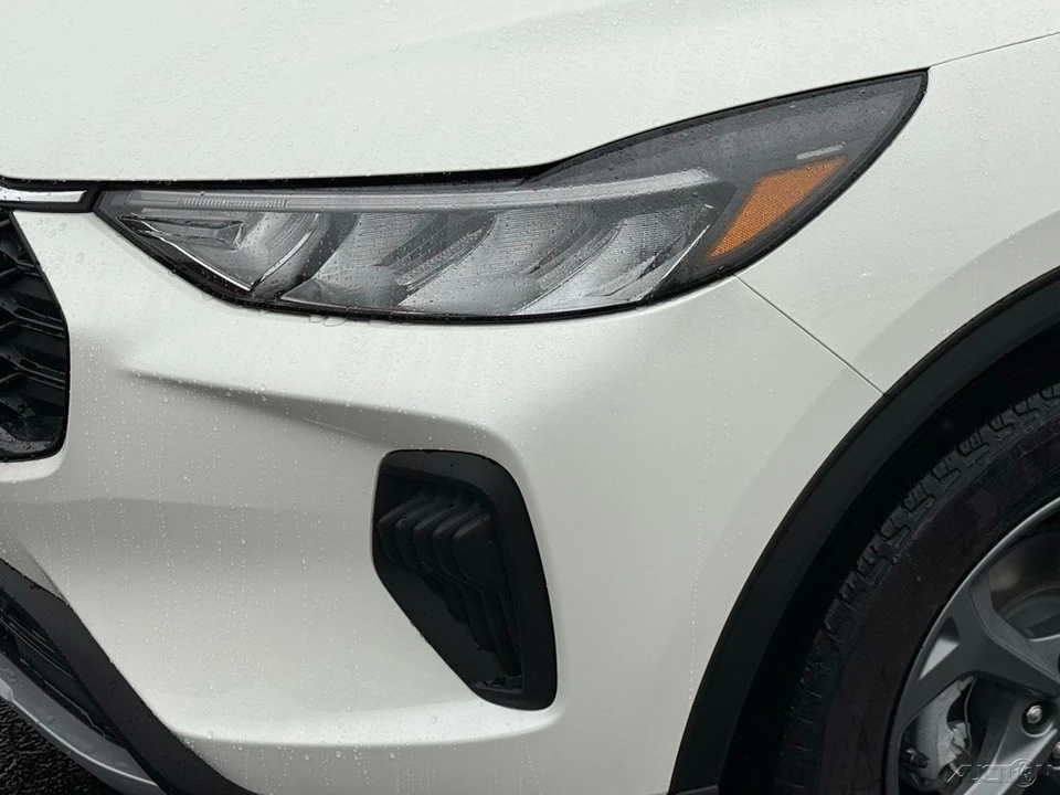2026 Ford Escape - Image 11 of 12