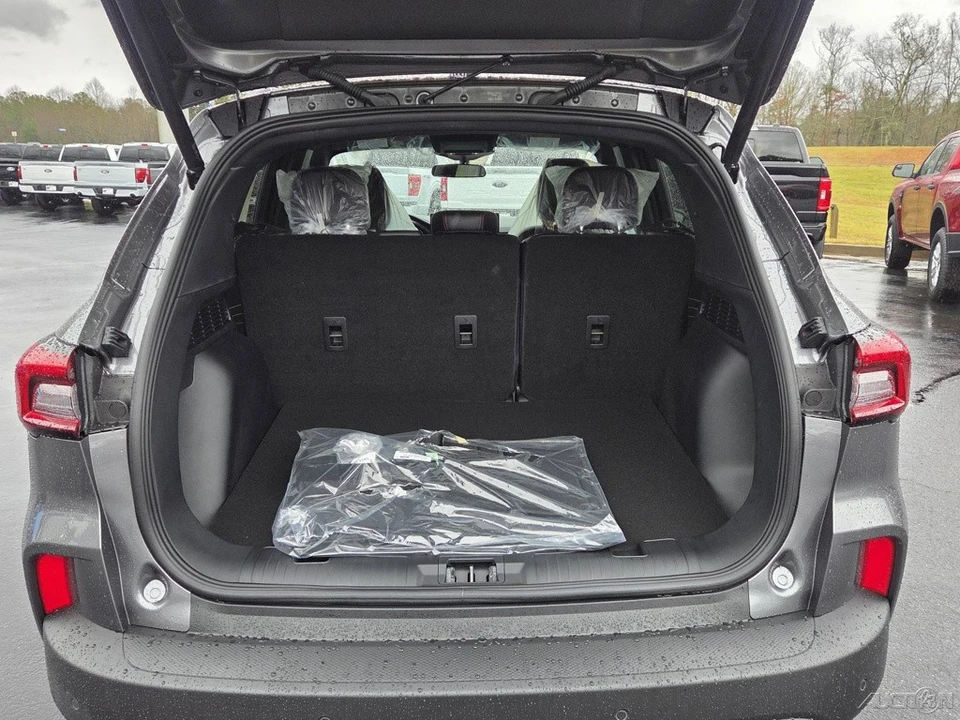 2026 Ford Escape - Image 6 of 21