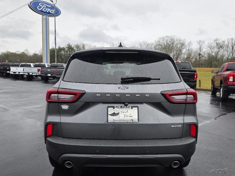 2026 Ford Escape - Image 11 of 21