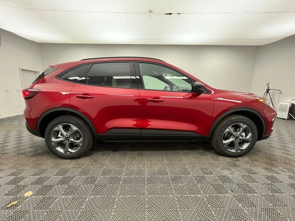 2026 Ford Escape - Image 7 of 12