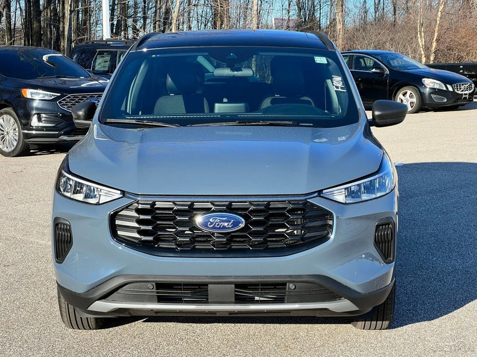 2026 Ford Escape - Image 10 of 21