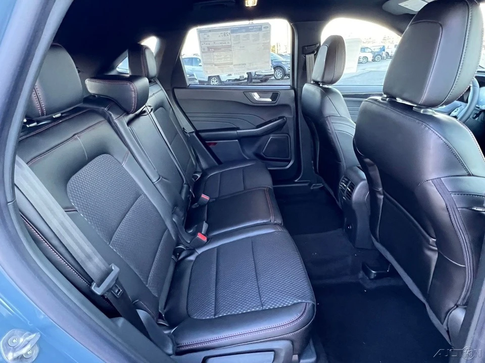 2026 Ford Escape - Image 18 of 21