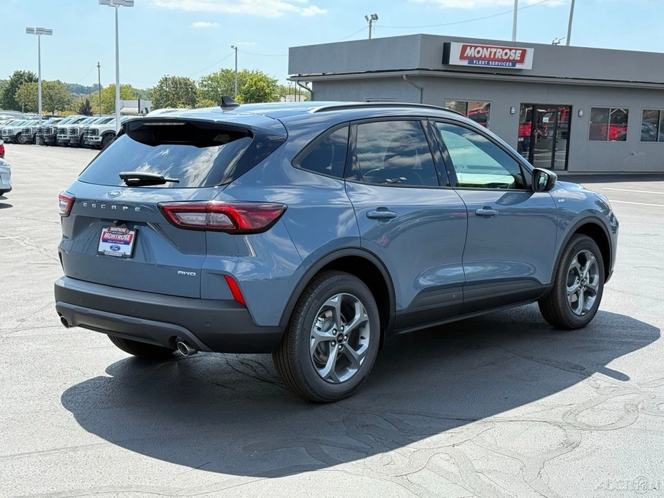 2026 Ford Escape - Image 6 of 21