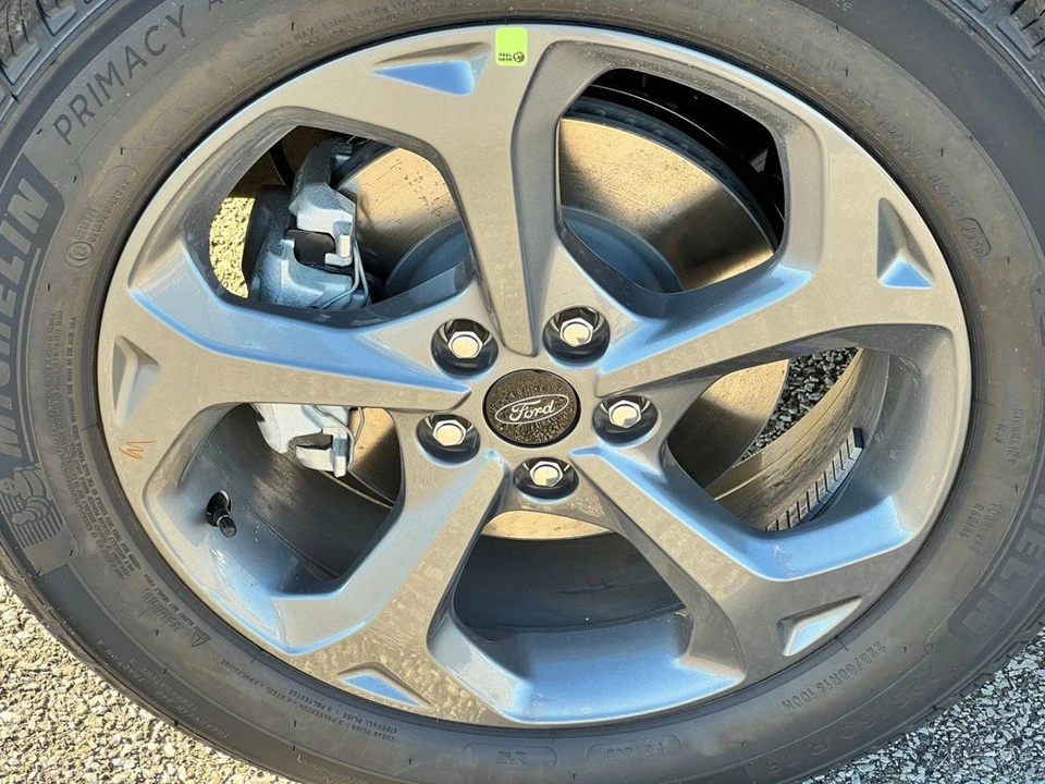 2026 Ford Escape - Image 13 of 21