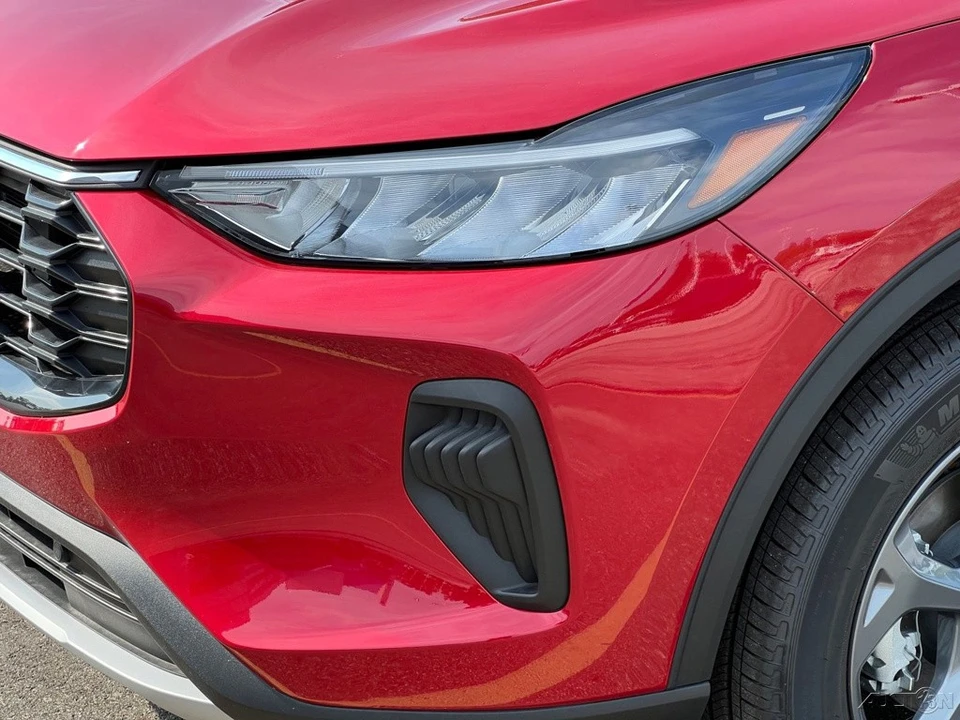 2026 Ford Escape - Image 11 of 12