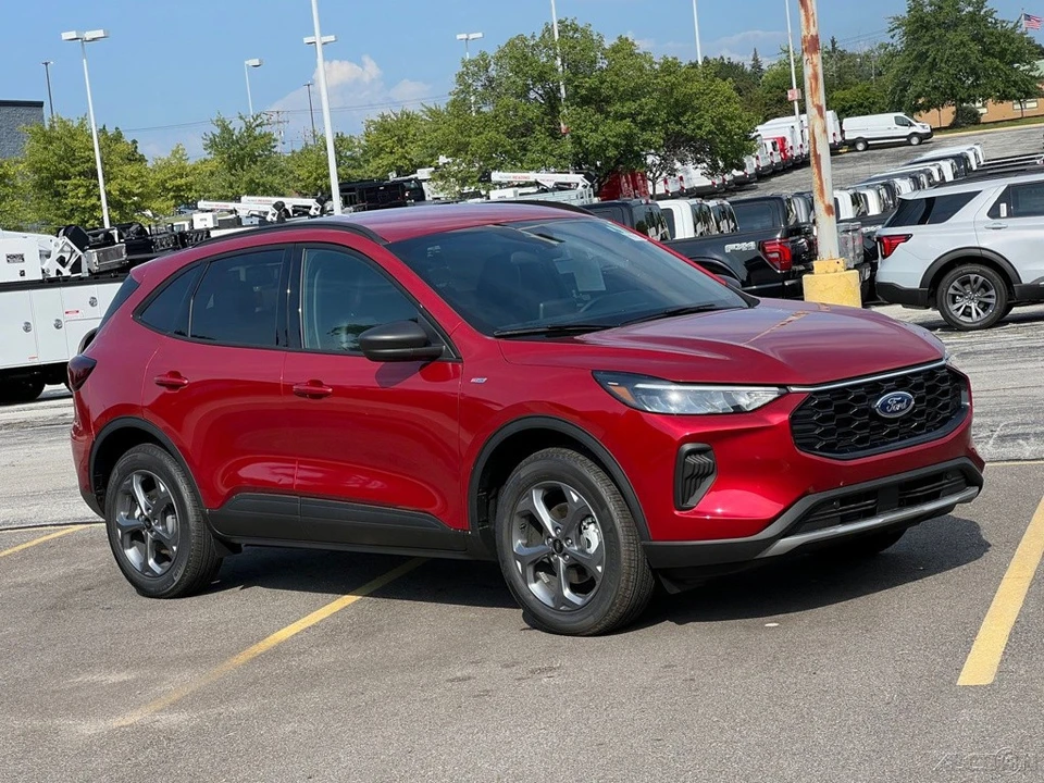 2026 Ford Escape - Image 9 of 12