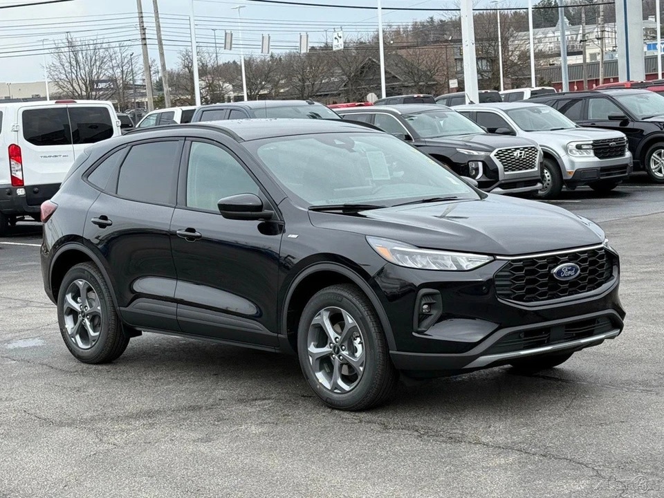 2026 Ford Escape - Image 9 of 12