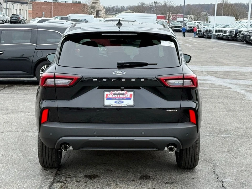 2026 Ford Escape - Image 5 of 12
