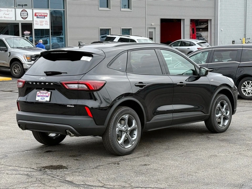 2026 Ford Escape - Image 6 of 12